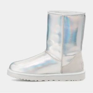 NEW UGG Boots Classic Short Silver Grey Iridescent, size 8